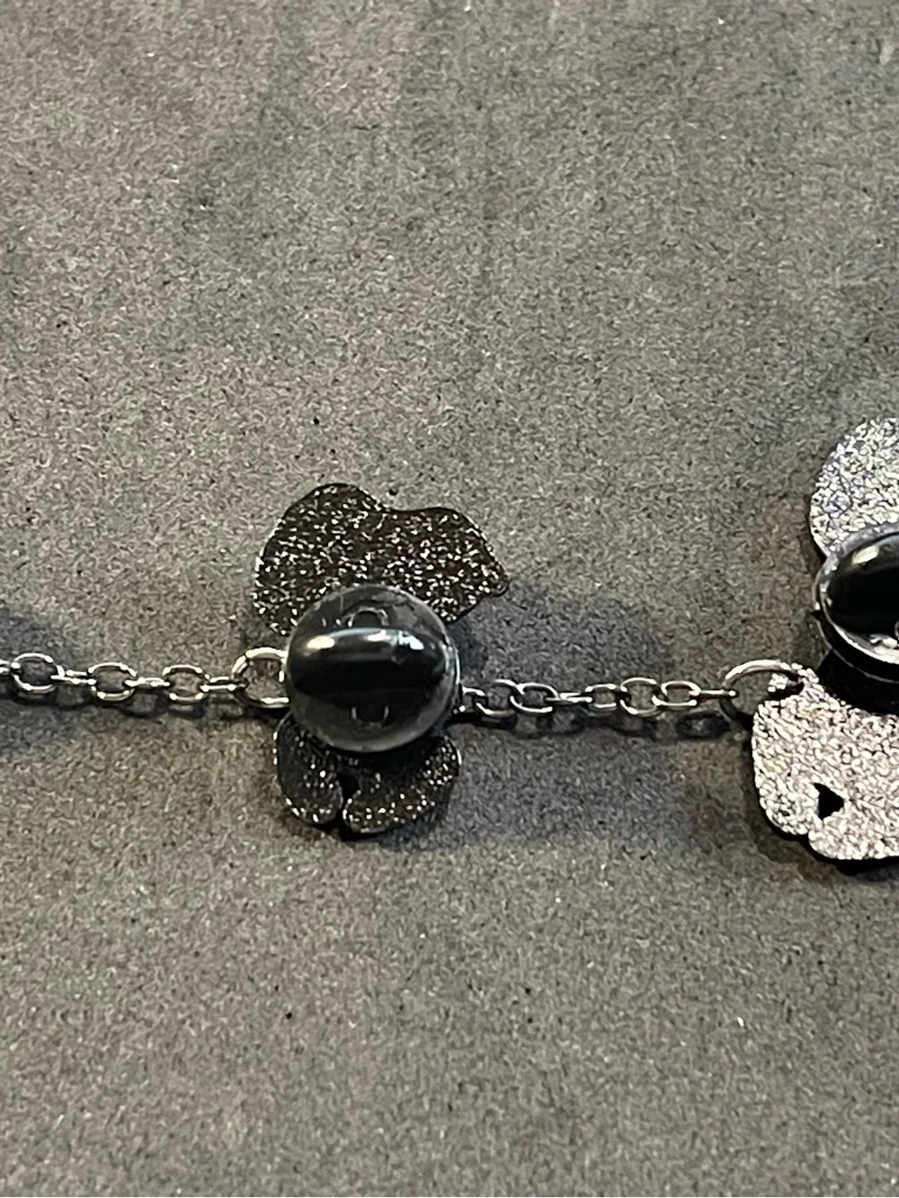 3-Piece; Charlie Brown, Snoopy and Woodstock Chain Brooch Pin- NEW